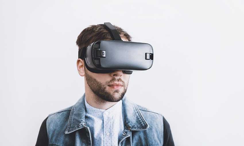 EL IMPACTO DE LA REALIDAD VIRTUAL EN LOS NEGOCIOS