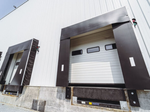 PERMISOS EN PAUSA: LA BUROCRACIA QUE PONE EN JAQUE EL DESARROLLO LOGÍSTICO EN CHILE