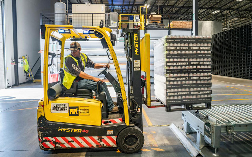 BOLSAS HINCHABLES VS. VOID FILLERS: CUÁNDO USAR CADA SOLUCIÓN EN CARRETERA, MARÍTIMO Y FERROCARRIL